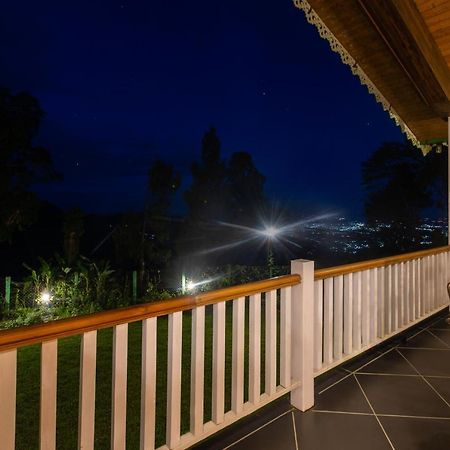 Ama Stays & Trails Makaibari Bungalow, Darjeeling ดาร์จีลิง ภายนอก รูปภาพ