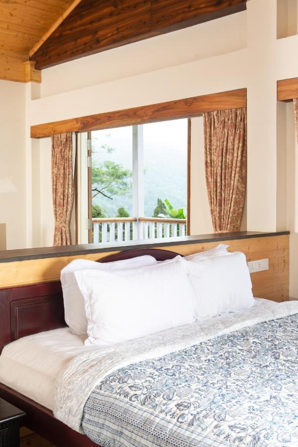 Ama Stays & Trails Makaibari Bungalow, Darjeeling ดาร์จีลิง ภายนอก รูปภาพ